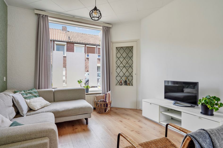 Arent Van 'S Gravesandestraat 40