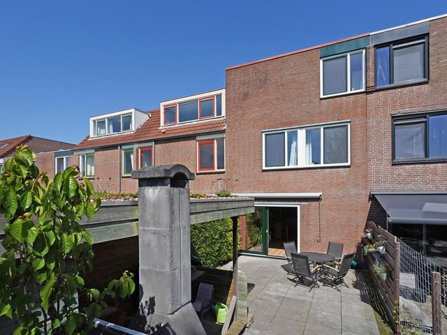 Tarweakker 65, Zoetermeer