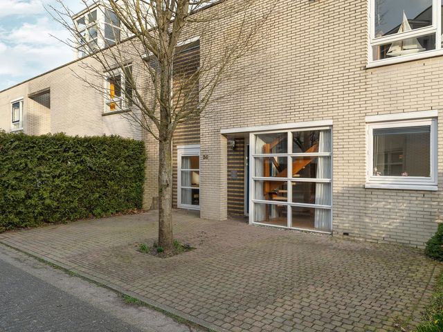 Pluuthaven 36, Zeewolde