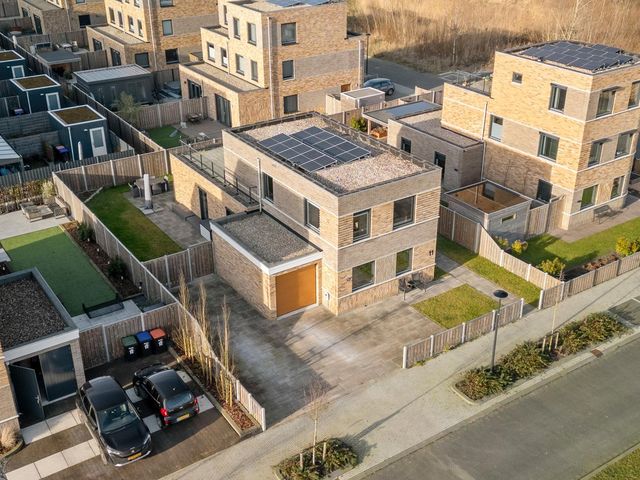 Liesgras 11, Lelystad
