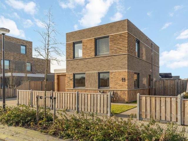 Liesgras 11, Lelystad