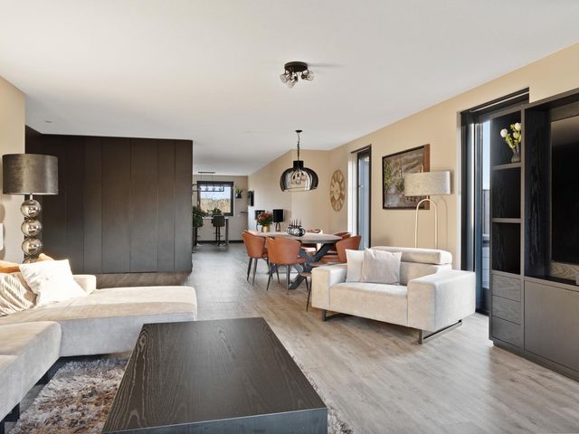 Liesgras 11, Lelystad