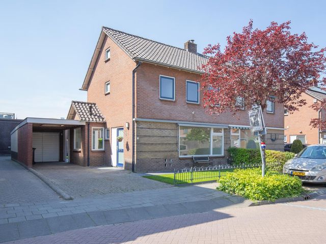 Koningin Emmastraat 3, Woudenberg