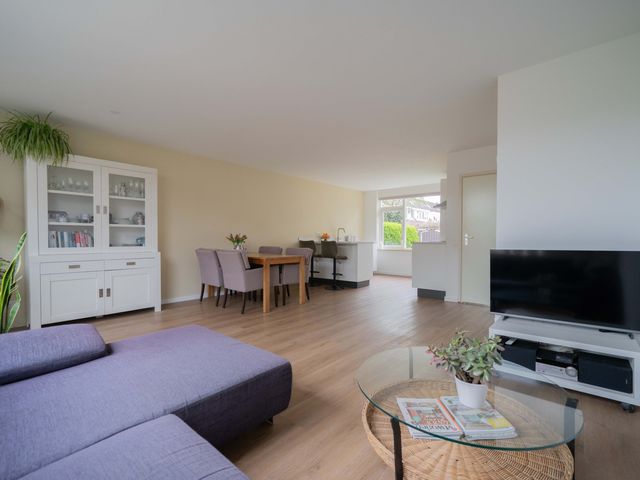 Johanna Naberstraat 2, Heemskerk