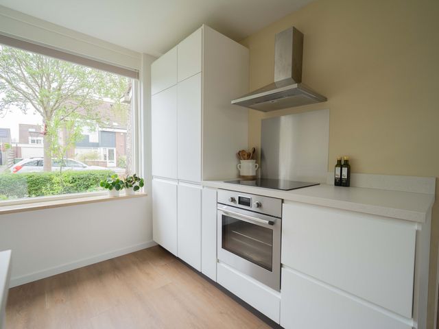 Johanna Naberstraat 2, Heemskerk
