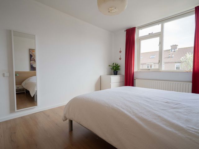 Johanna Naberstraat 2, Heemskerk