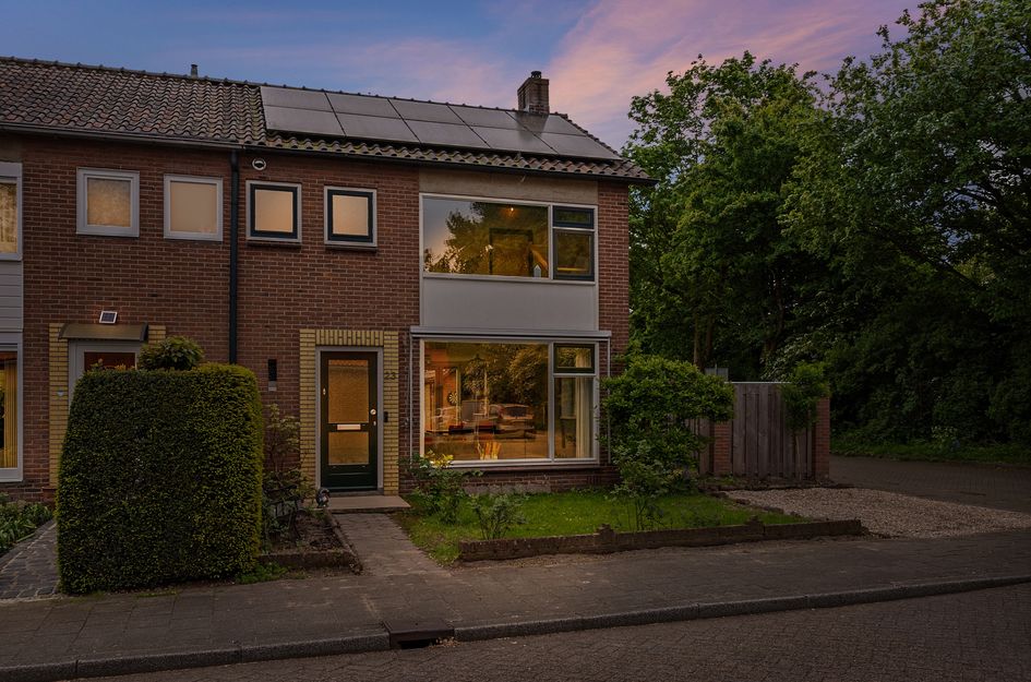 Boterbloem 23