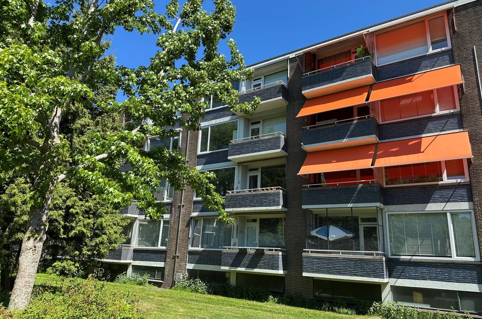 Van Leeuwenstraat 128