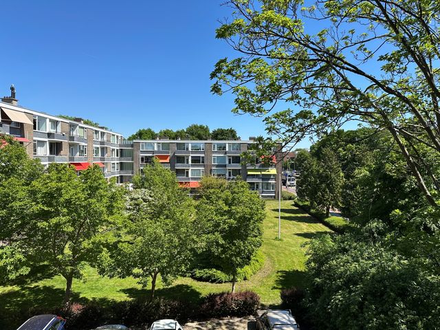 Van Leeuwenstraat 128, Voorburg