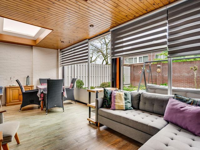 Loverstraat 37, Nederweert