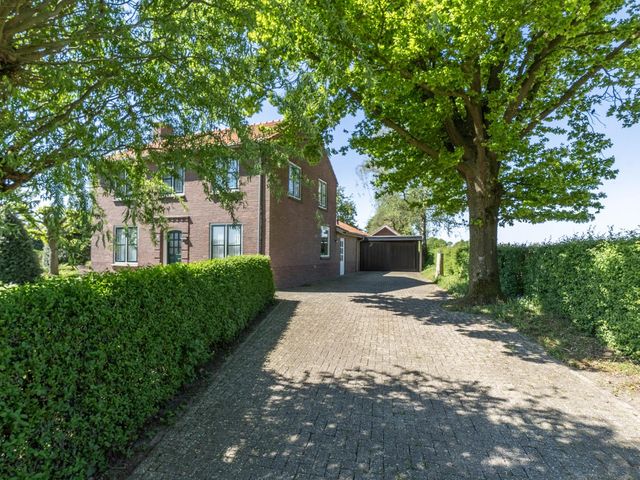 Zandstraat 4, Overloon