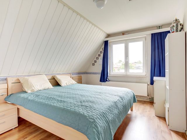 Aardebaan 12, Opmeer