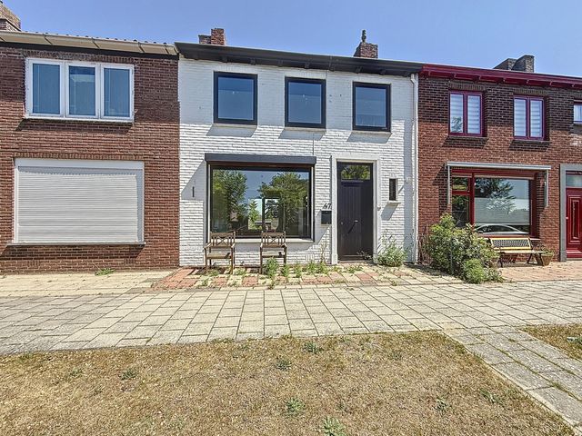 Dorpsstraat 47, Schoondijke