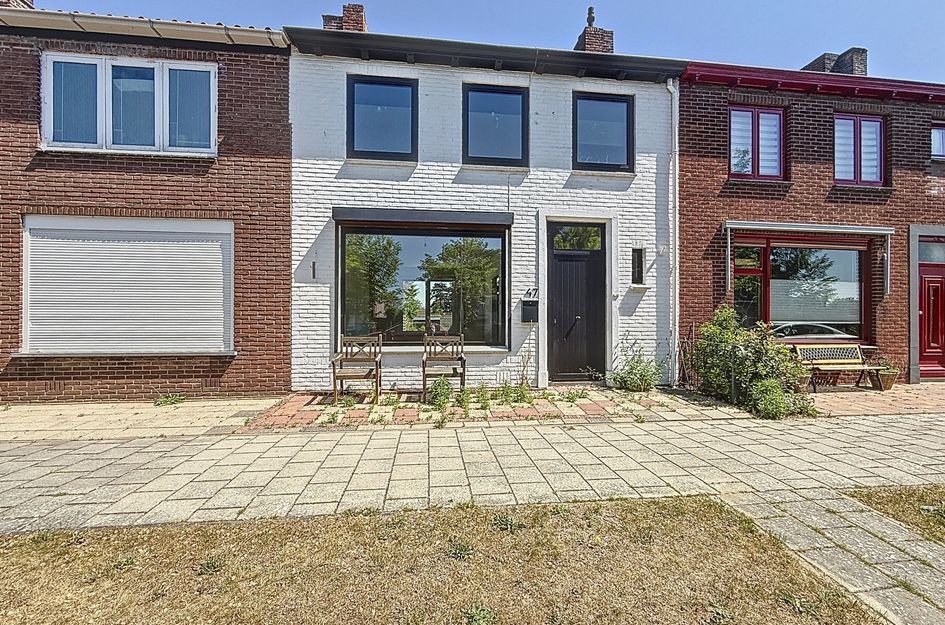 Dorpsstraat 47