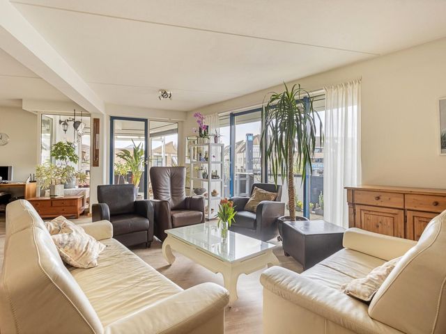 d'n Entrepot 4, Boxmeer