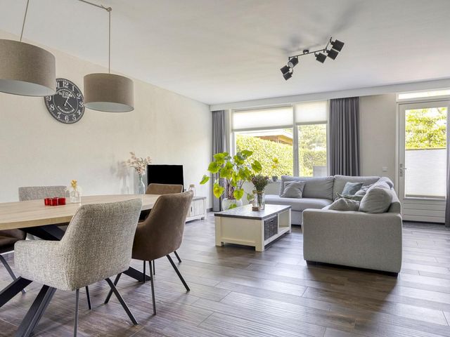 Kamille 32, Boxmeer