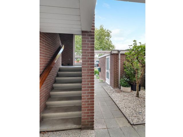 Veldzichtlaan 30, Linschoten
