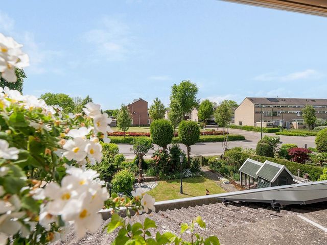 Veldzichtlaan 30, Linschoten