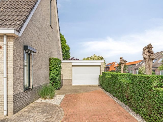 Boezemvliet 7, Maasdam