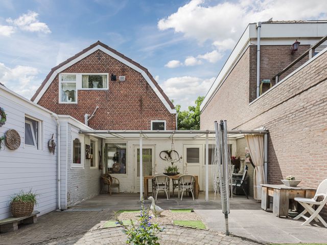 Marktstraat 12, Made