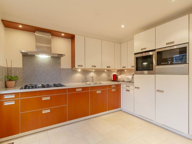 Majella 3, Amstelveen