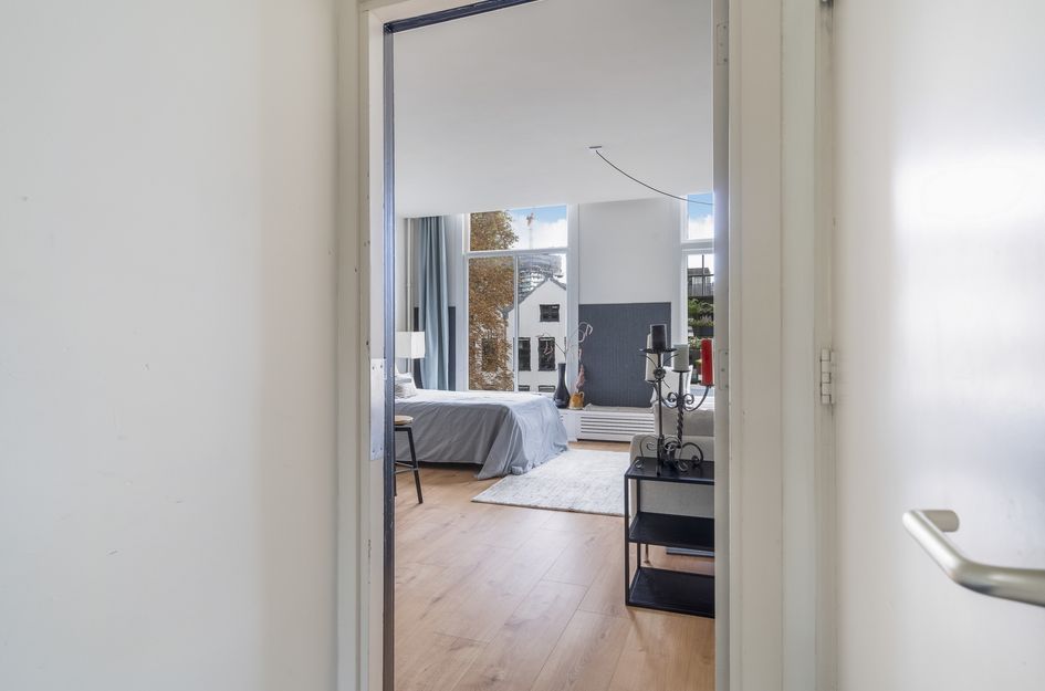 Eendrachtsweg 64F