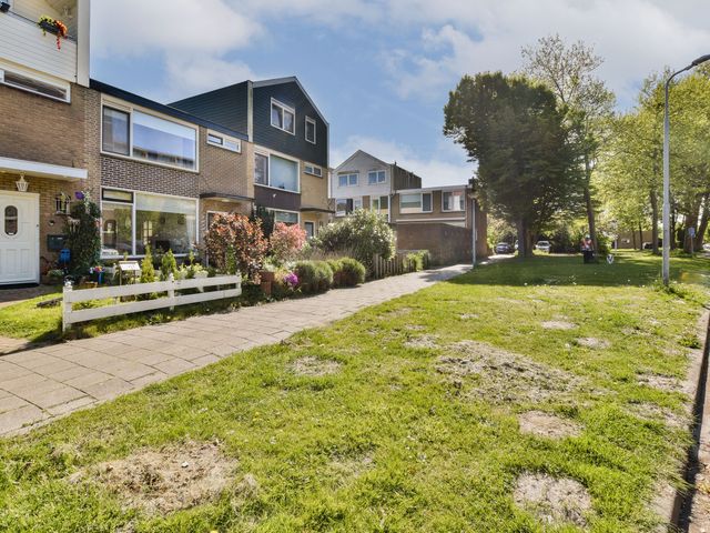 Pinksterbloemweg 12, Zaandam