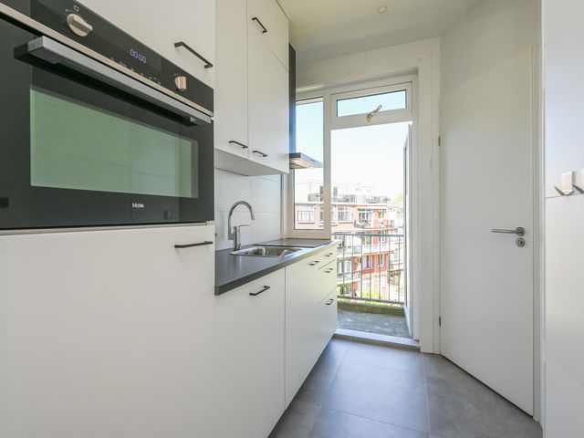 Rösener Manzstraat 157D, Rotterdam
