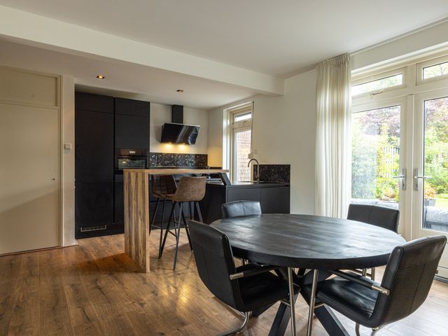 Velgraafweg 14, Holtum
