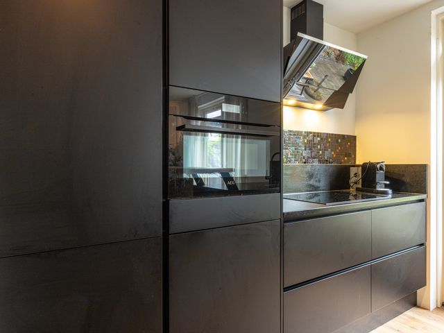 Velgraafweg 14, Holtum
