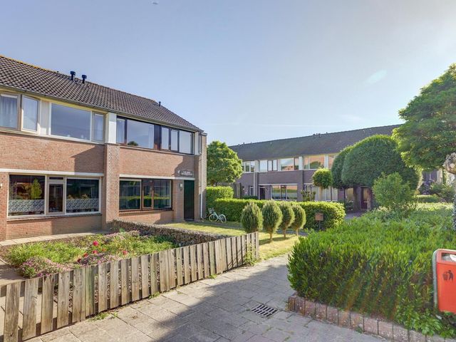 Carl Maria von Weberstraat 17, Waalwijk