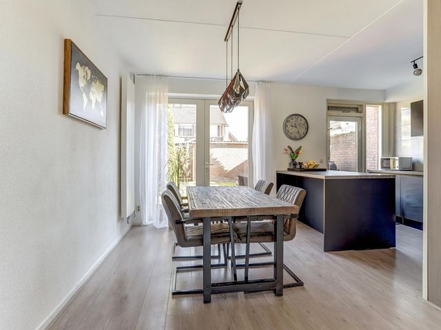 Carl Maria von Weberstraat 17, Waalwijk