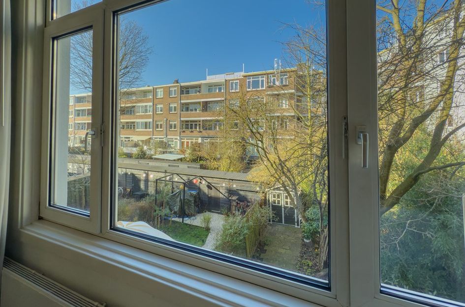 Van Houtenstraat 9B
