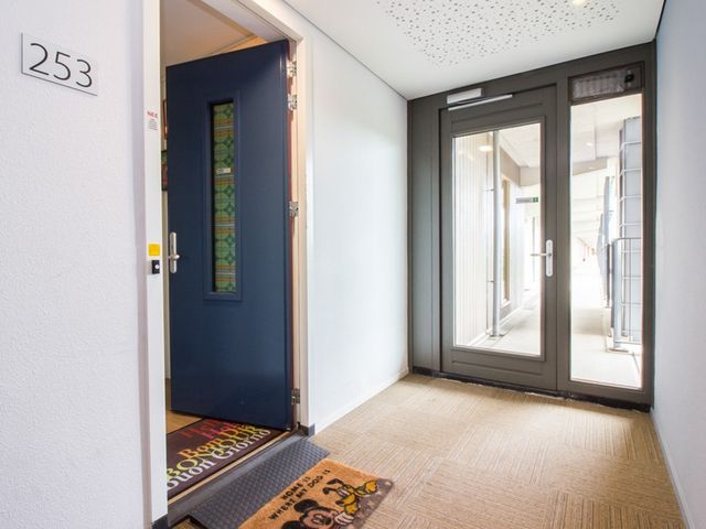 Klaroenstraat 253, Rijswijk