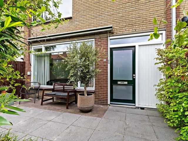 Warande 33, Maasland