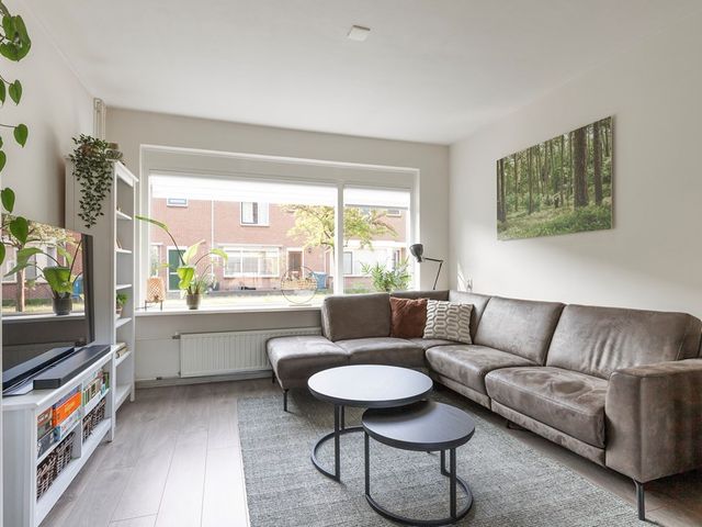 Kruizemuntstraat 891, Apeldoorn