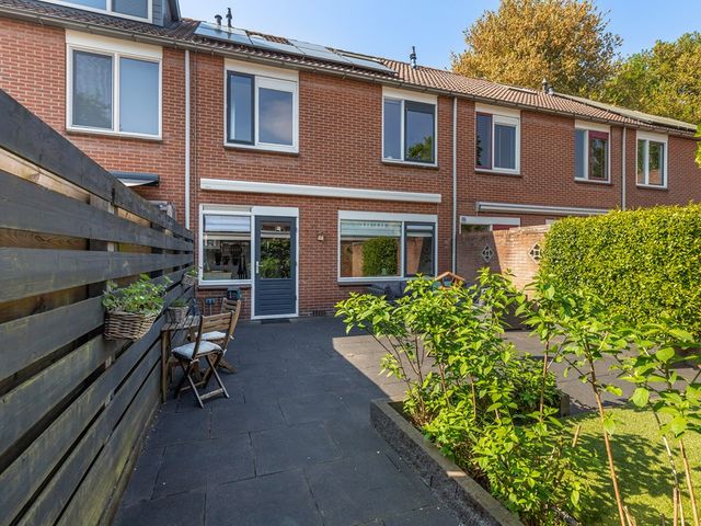 Kruizemuntstraat 891, Apeldoorn