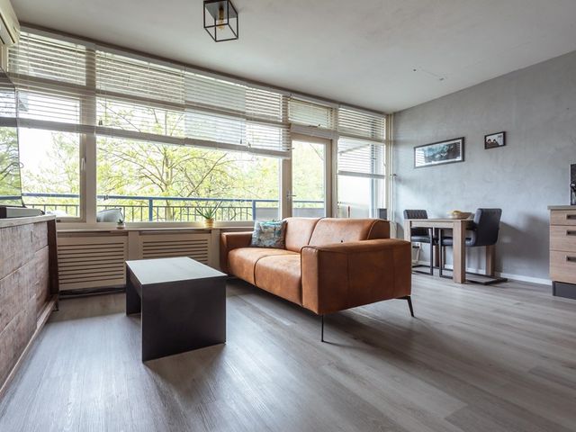 Kastelenplein 120, Eindhoven
