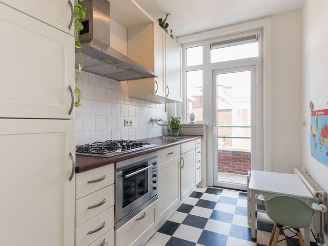 2E Sweelinckstraat 137, Den Haag