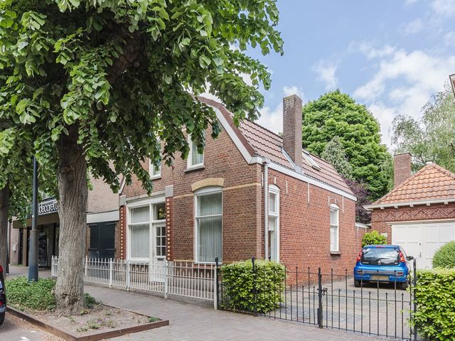 Marktstraat 12, Made