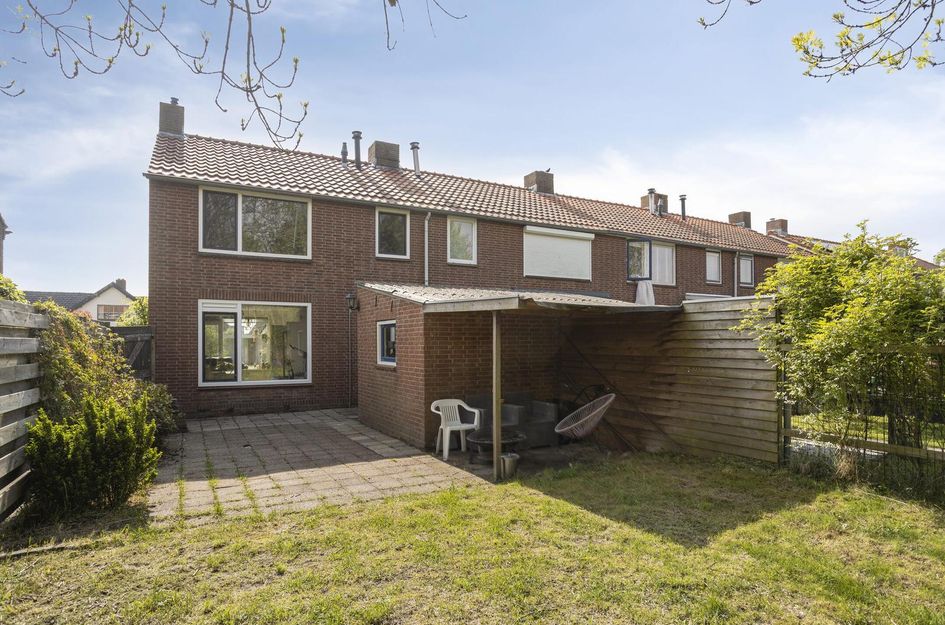 Steenweg 18