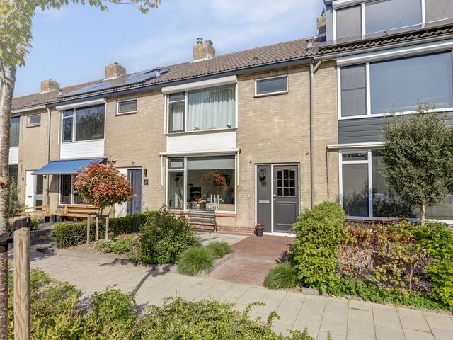 Markenborgh 21, De Lier