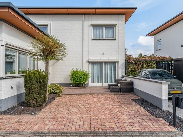 Waddenring 84, Barendrecht
