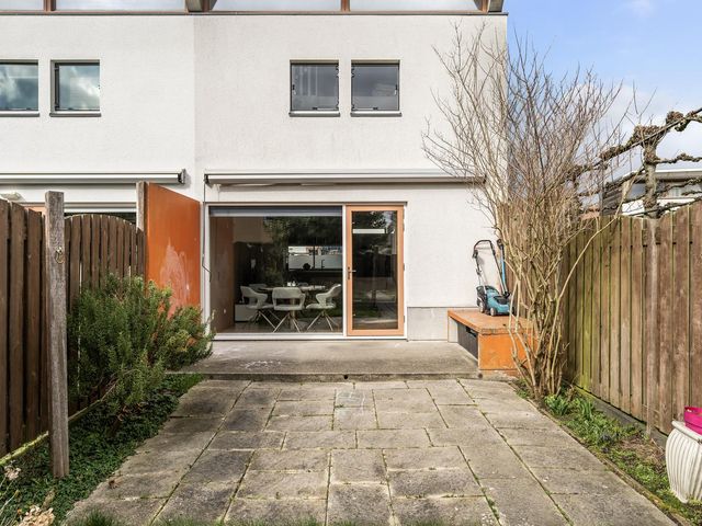 Neeltje Griffijnstraat 22, Rotterdam