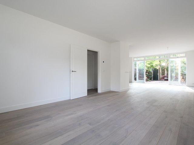 Jonkheer H.A. van Karnebeeklaan 32, Amstelveen