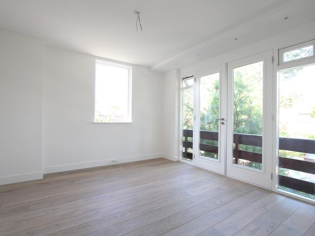 Jonkheer H.A. van Karnebeeklaan 32, Amstelveen
