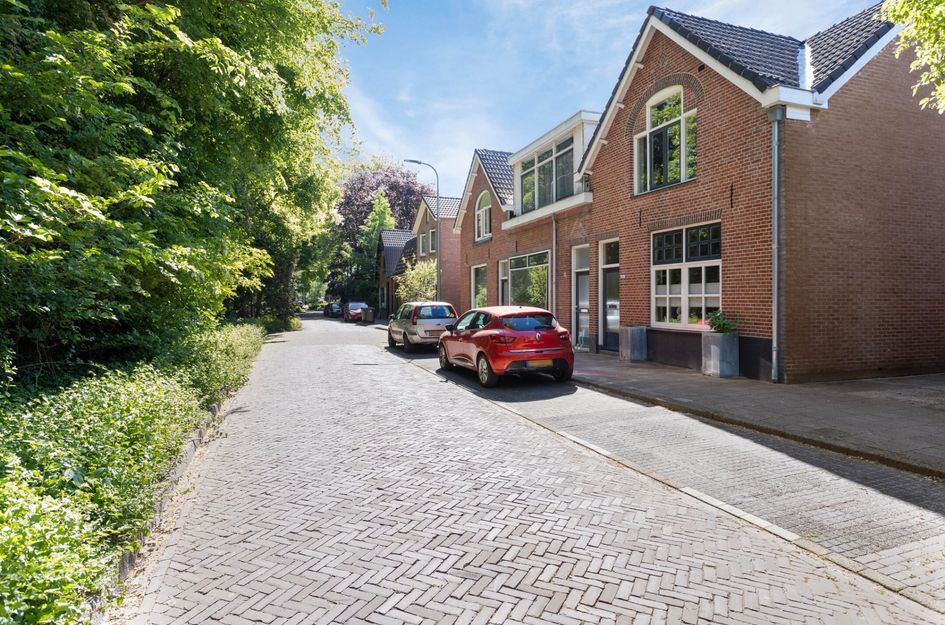 Oostburgweg 82