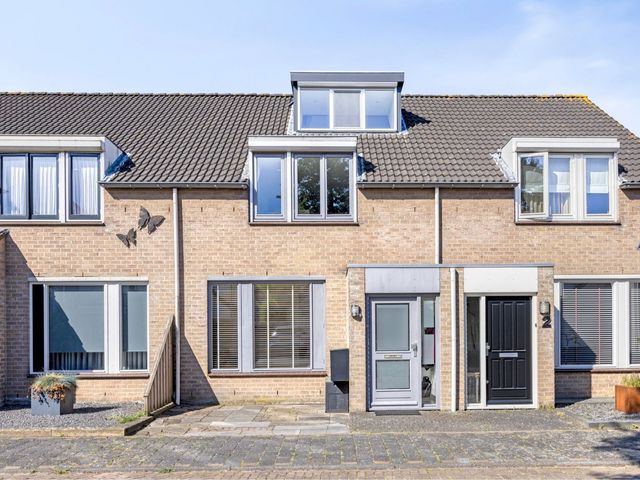 De Knolraap 4, Heesch