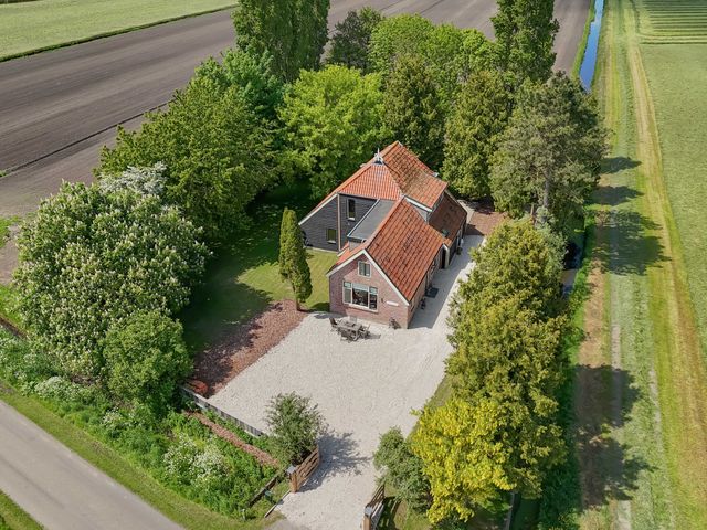 Middenweg 156, Bantega