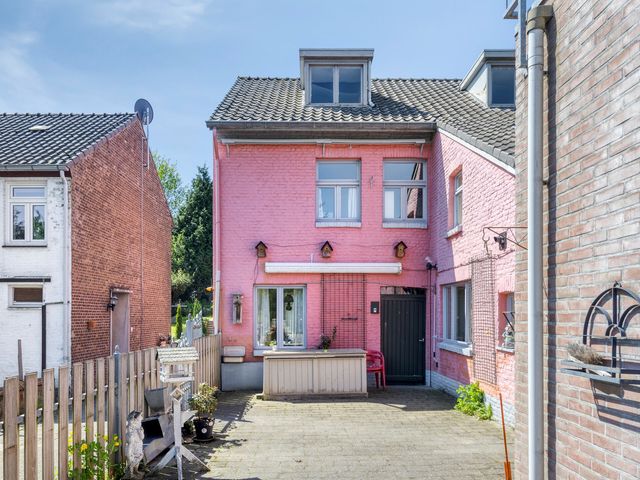 Dorpsstraat 18, Slenaken